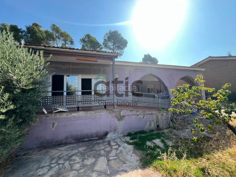 Foto b8f80421-c60f-4ce1-8b00-10e8097ffa0c. Casa amb calefacció aparcament a Castellnou de Bages