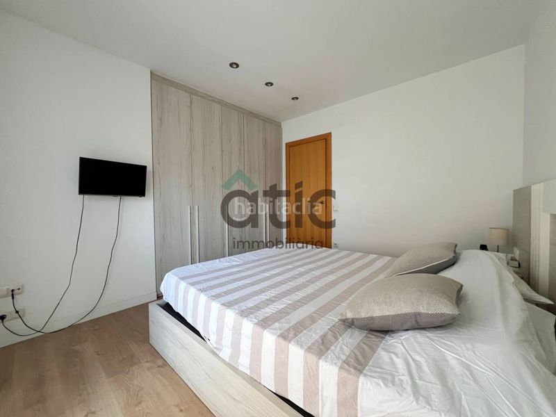 Foto b6048487-cdce-412b-9a02-d80bbdc07943. Dúplex amb calefacció aparcament a Plaça Catalunya Manresa