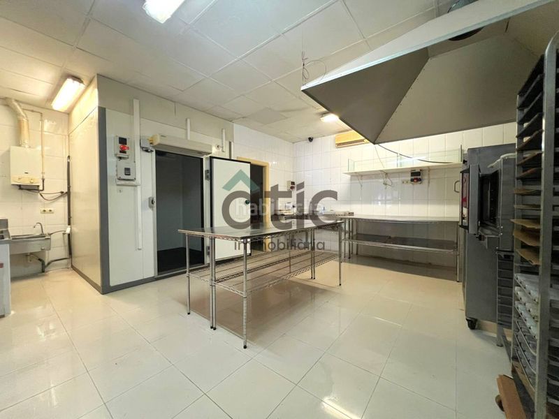 Foto 39aa9154-3e29-4829-91cf-941f4122a668. Rent business premise in calle barcelona 28 in Poble Nou Manresa