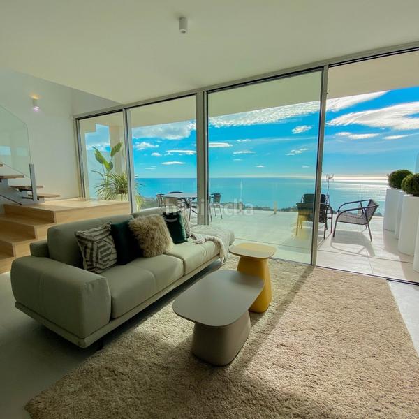 Foto 738991ca-ca26-4c15-bbc7-3b453fa63676. Ático impresionante atico de nuevo desarrollo en la parcela con mejores vistas de benalmadena !!!. en Benalmádena