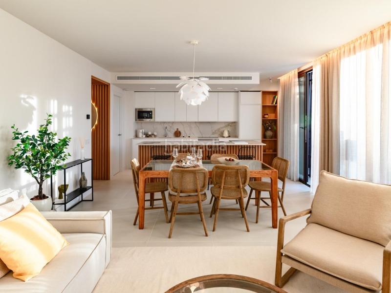 Foto 02e78d62-4bdf-4be3-ad93-03e7494c60f8. Ático fantástico atico duplex ya terminado, con 100m2 exteriores entre terraza y solarium y vistas al mar. en Fuengirola