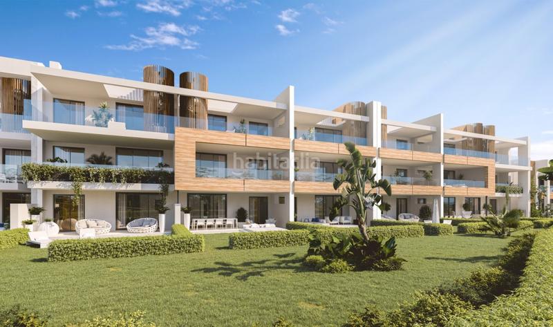 Foto 705282d9-9749-4f84-9dff-f8ae38e9ca9b. Ático fantástico atico duplex ya terminado, con 100m2 exteriores entre terraza y solarium y vistas al mar. en Fuengirola