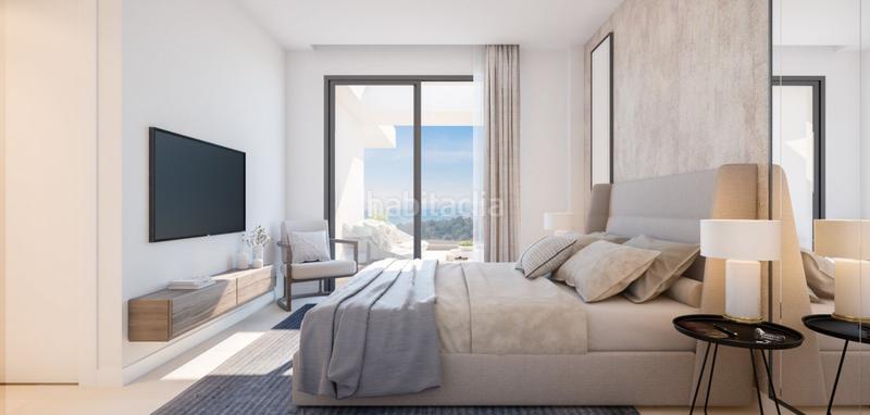 Foto 9acb62dc-a3cd-4552-94c2-5625ac8d599e. Ático fantástico atico duplex ya terminado, con 100m2 exteriores entre terraza y solarium y vistas al mar. en Fuengirola