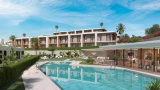 Maison jumelée à La Cala Mijas. Amplio adosado, de 3 dormitorios y con 33m2 entre terraza y jard