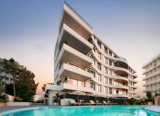 Attique à Puerto Marina. Vivir de lujo junto al mar. tu puerta al paraíso costero de puer