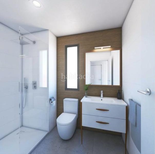 Foto 96e4503e-15d8-4eab-ae89-249417c82969. Planta baja  en esquina con 120m2 exteriores entre terraza y jardin propio !!!. en Fuengirola