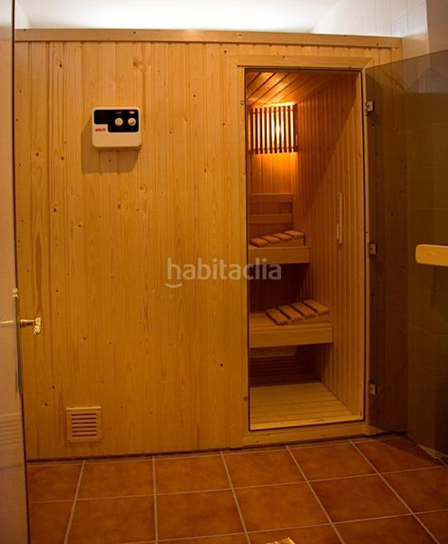 Foto d9ab2977-eff8-4588-83b8-f071ed6c6aa1. Àtic amb calefacció aparcament piscina a Los Pacos Fuengirola