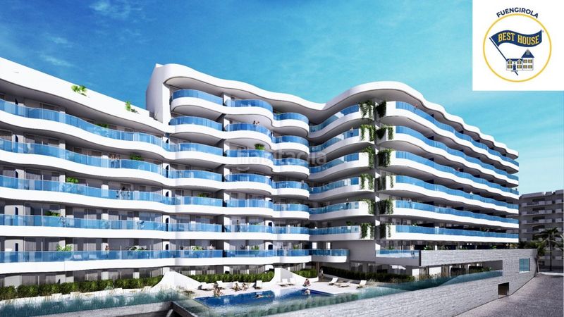 Foto a8ef470c-9e56-48d2-8490-e7b5f4379a4b. Àtic amb calefacció piscina a Puerto Deportivo Fuengirola