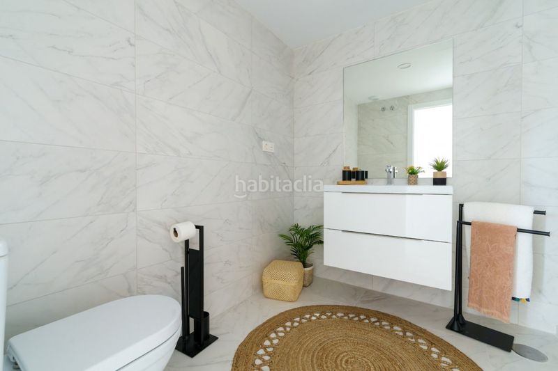 Foto 683b99e1-07e7-4308-a8f8-3e311a41eeb8. Àtic amb aparcament piscina a El Faro de Calaburra - Chaparral Mijas