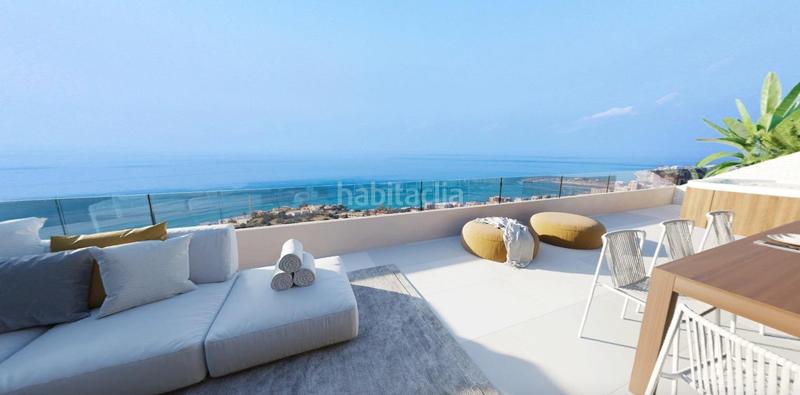 Foto 9aa4d131-3d55-4941-9759-e4fa990b241e. Ático majestuoso ático con maravillosas vistas al mar listo para que empieces a disfrutarlo desde ya !!!. en Fuengirola