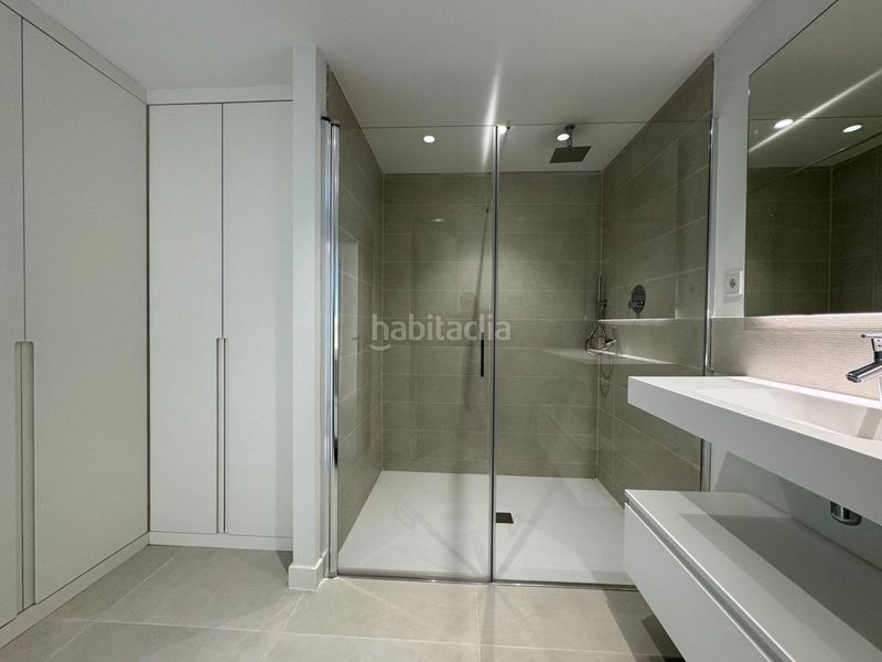 Foto a8af7c3f-7e00-4969-8b1b-683c55df5c1e. Planta baixa amb calefacció aparcament piscina a Fuengirola