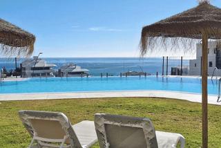 Apartament a El Higuerón. A la venta impresionante apartamento listo para entrar a vivir,