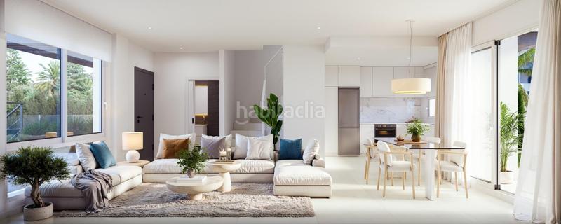 Foto 5b8e4236-1a00-4fd8-9fd9-6e9f99c7ec33. Casa pareada pareado en esquina con 3 dormitorios, 3 baños y vistas al mar !!! en Fuengirola