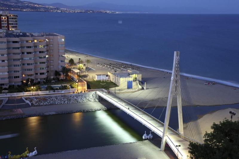 Foto e1091c37-1973-42d3-864e-ef390e20afee. Casa pareada pareado en esquina con 3 dormitorios, 3 baños y vistas al mar !!! en Fuengirola