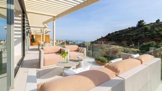 Attique à Mijas pueblo. Magnifico ático duplex sky solarium, con todos los servicios y s