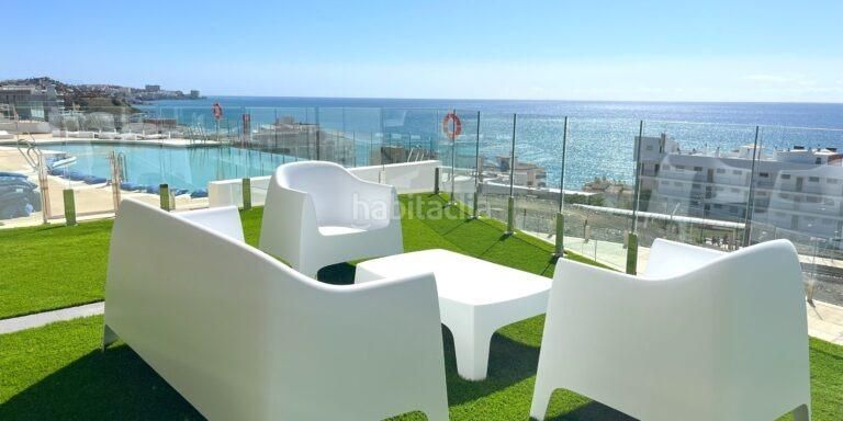 Foto e1d6804d-9dfa-40c0-a54c-2df4a8903bef. Àtic amb calefacció aparcament piscina a Las Gaviotas - Carvajal Fuengirola