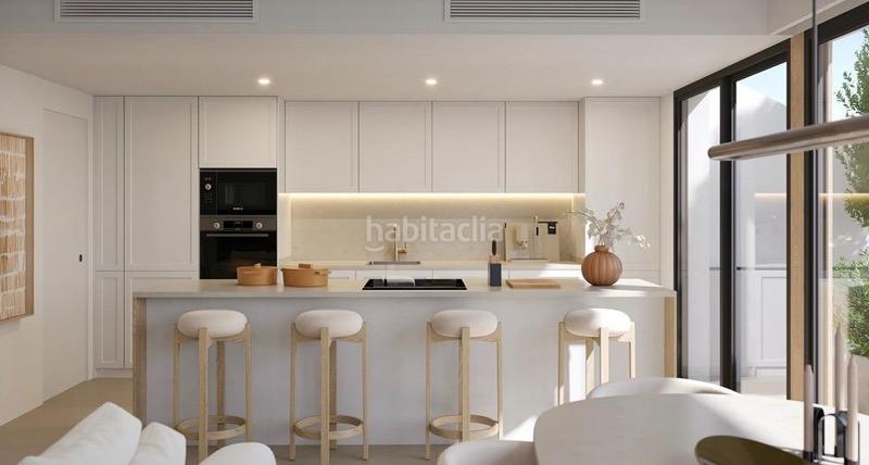 Foto 74c9710f-02d1-47dd-9ca6-9ea9fabdff66. Ático la exclusividad en su máxima expresión, a escasos metros de la playa de carvajal, con vistas al mar. en Fuengirola