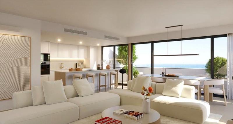 Foto e26b9ee2-e949-4cd4-849b-6fbc9f9818fb. Ático la exclusividad en su máxima expresión, a escasos metros de la playa de carvajal, con vistas al mar. en Fuengirola