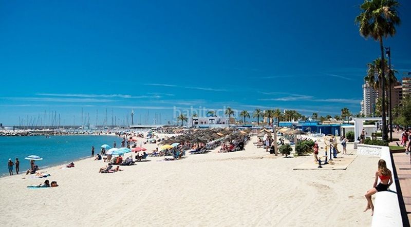 Foto dbdc448c-505f-47a7-8b6b-59a3dc9deb3e. Planta baixa amb aparcament piscina a Torreblanca del Sol Fuengirola