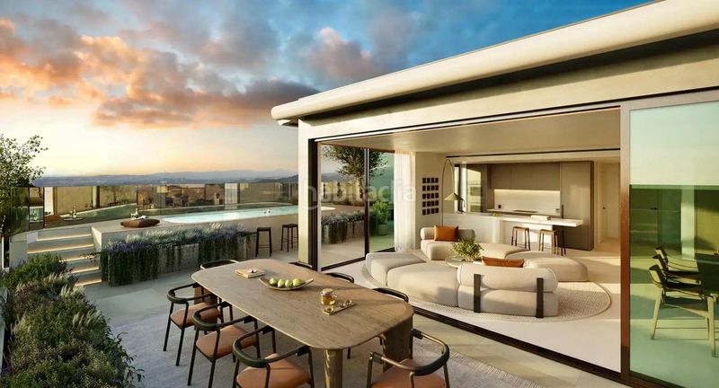 Foto 89af8e66-044d-444a-96d0-1fd63f20567f. Àtic amb calefacció aparcament piscina a El Higuerón Fuengirola