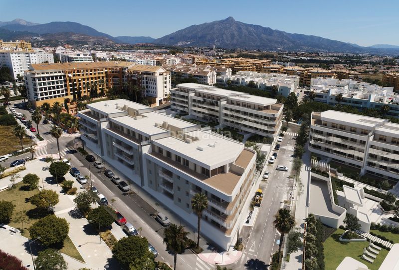 Foto ffb74b89-797d-48d3-a3b4-8e5b8876afb3. Àtic amb piscina a Nueva Alcántara Marbella