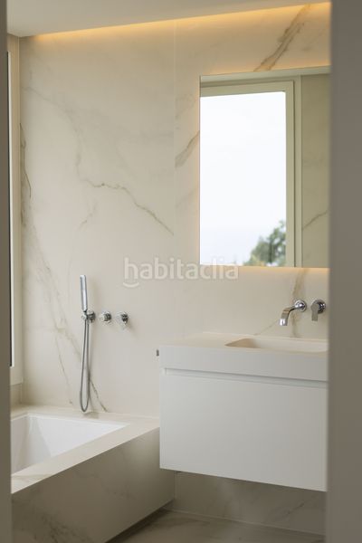 Foto d8a5b324-c0a1-422d-9500-95f1ab10a8a2. Planta baixa amb piscina a La Mairena Ojén