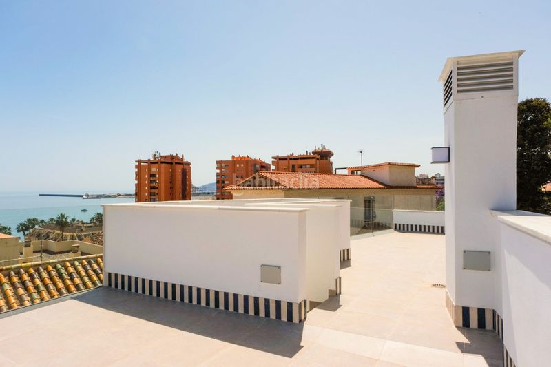 Foto 12b30ce3-d2e3-4539-8e7d-fe713562f2cc. Dúplex amb piscina a La Malagueta - Monte Sancha Málaga