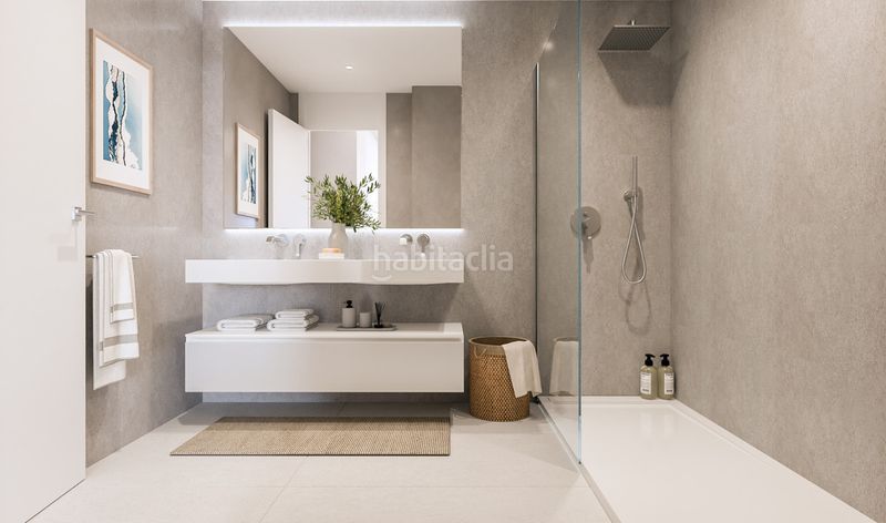 Foto 3f73581f-fef0-4126-a176-7856f4c72827. Erdgeschoss mit pool in Alto de los Monteros Marbella
