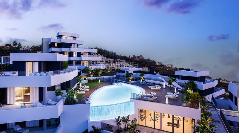 Foto a8685ecd-6595-4a84-a3aa-c4ff7b8f7cea. Erdgeschoss mit pool in Alto de los Monteros Marbella