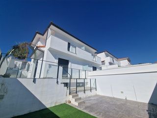 Reihenhaus in Chullera