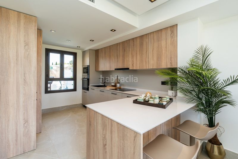 Foto f9701f9b-d3e1-4b34-b34d-a1457e2689de. Casa adossada amb piscina a La Cala Golf - Lagar Martell Mijas
