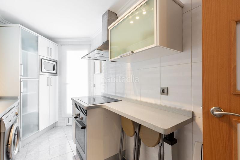 Foto 2dcd2325-d73f-4f5a-838e-75713a0fc052. Piso se vende amplio piso en calle cuenca tramoyeres, en Valencia