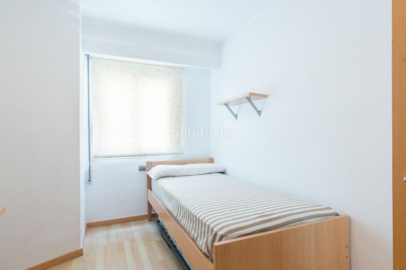 Foto acd35d6b-af43-4d0f-961e-aa44f9e7e1e3. Piso se vende amplio piso en calle cuenca tramoyeres, en Valencia