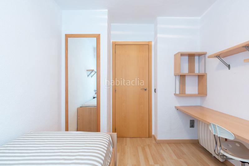 Foto cd7f4e83-7222-43cd-938d-e1ae9bde23b1. Piso se vende amplio piso en calle cuenca tramoyeres, en Valencia