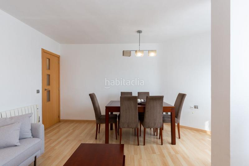 Foto e16e6a6a-2115-4117-bdd9-bc0ca2cff4cf. Piso se vende amplio piso en calle cuenca tramoyeres, en Valencia