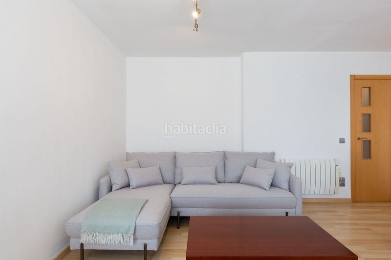 Foto fa7a736a-8260-49ba-bb7c-f31d5f9b900e. Piso se vende amplio piso en calle cuenca tramoyeres, en Valencia