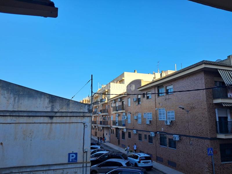 Foto 7d299f03-f83a-4cd3-8fc8-53fc3bf47af4. Pis a Plaza Xúquer Paiporta