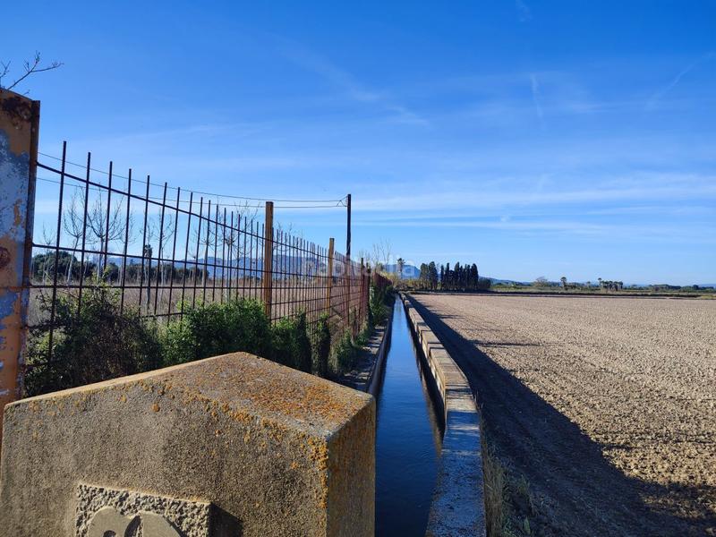 Foto 4c934bff-99d4-47d3-88f2-54c9fcbf453e. Terreno residencial terreno rustico en la zona de campanar en Sueca