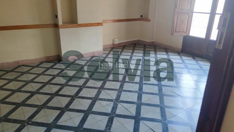 Foto d84f53f3-610a-441b-9709-d00248631d76. Alquiler local comercial oportunidad única en el centro ! en Sueca