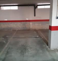 Parking voiture à Calle sorolla 42. Garaje en ceuti