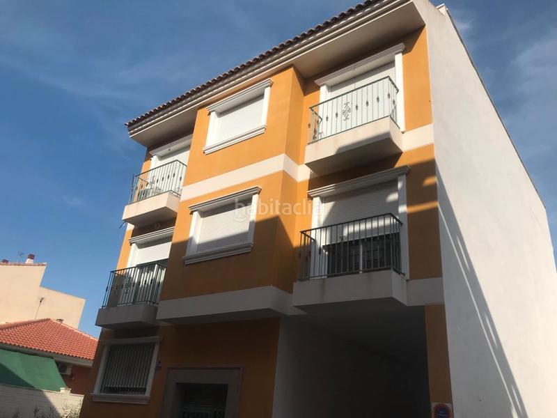 Foto 6208cb90-95ea-45ca-88af-3ff5c8f791a7. Parking voiture dans calle solana 7b dans Ceutí