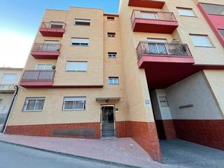 Pis a Calle escuelas 3. Piso en el secano (murcia)