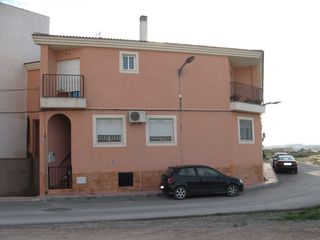 Casa a Molina de Segura - CL PORVENIR DE LA HUERTA  9