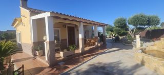 House in Los Valientes. Fantástica parcela rústica con chalet en los valientes