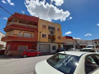 Pis a Avenida de las farolas 20. Vivienda ceuti