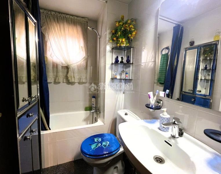 Foto 11608fbf-b7e6-440e-9413-e777d652c4e6. Pis amb calefacció aparcament a Torrero Zaragoza