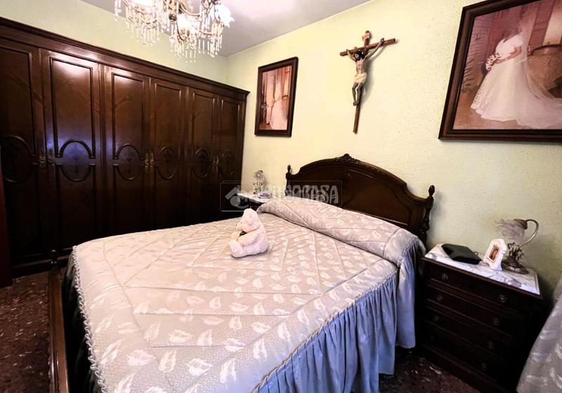 Foto e982e034-3662-4cc8-8d45-276447a0e4f6. Pis amb calefacció aparcament a Torrero Zaragoza