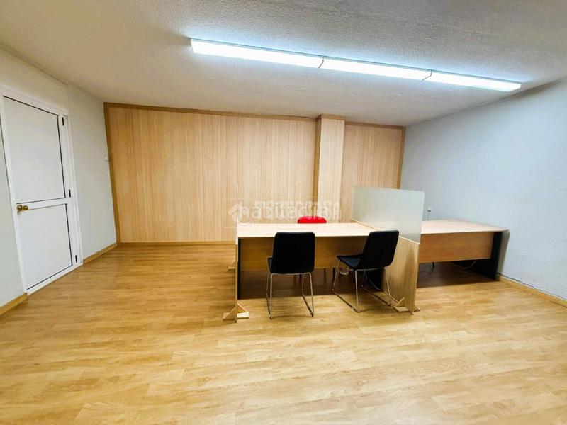 Foto 657c2b3e-887d-4e4c-8200-8c9fe2ee10e0. Alquiler local comercial  en alquiler en Zaragoza