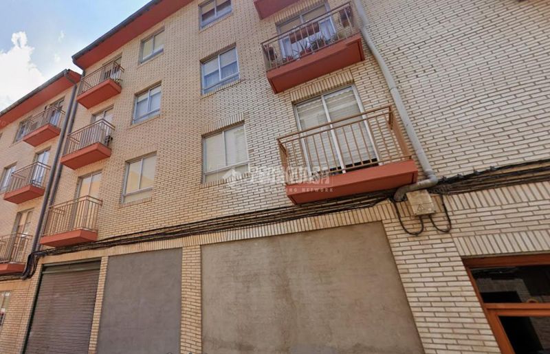 Foto fe0219d4-5cc7-4b80-9e0f-0b6d20be5975. Local comercial a Torrero Zaragoza