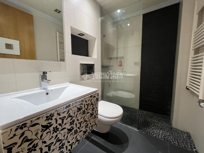 Foto 0ceec6e5-7ccc-4462-a46b-cb60a9e8d4e2. Pis amb calefacció a Torrero Zaragoza